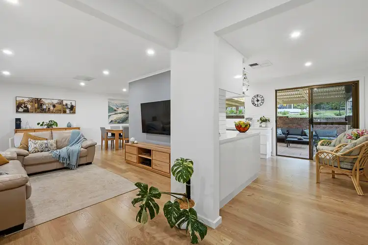 28 Elmgrove Street, Aberfoyle Park SA 5159
