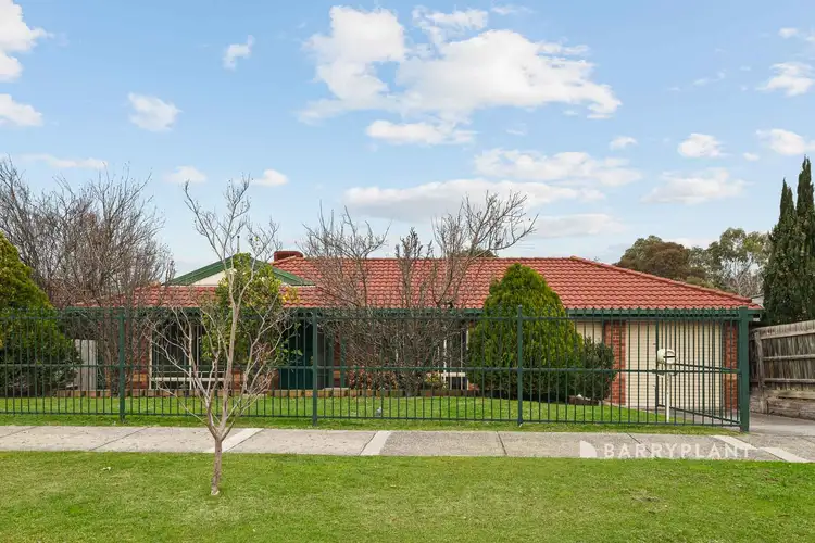 121 Fleetwood Drive, Narre Warren VIC 3805