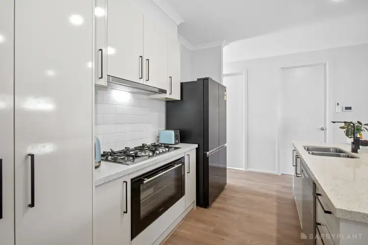 Fourth view of Homely house listing, 101 Largo Circuit, Junction Village VIC 3977