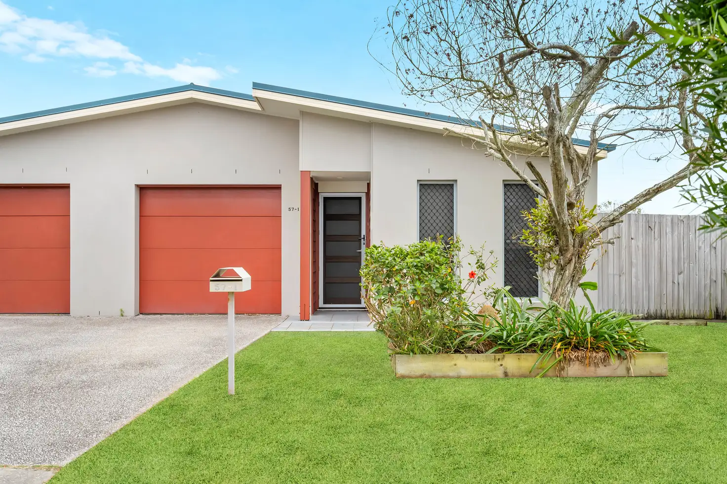 Main view of Homely unit listing, 1/57 Phoenix Crescent, Rural View QLD 4740