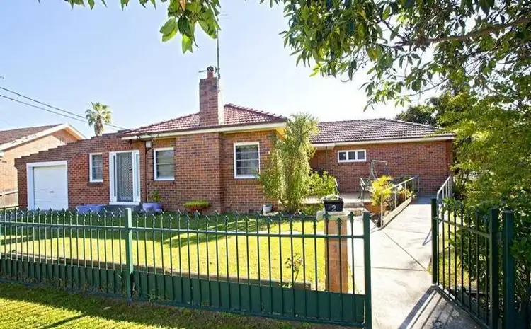 2 Hornseywood Avenue, Penrith NSW 2750