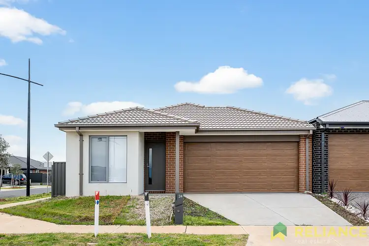 24 Raptor Place, Melton South VIC 3338