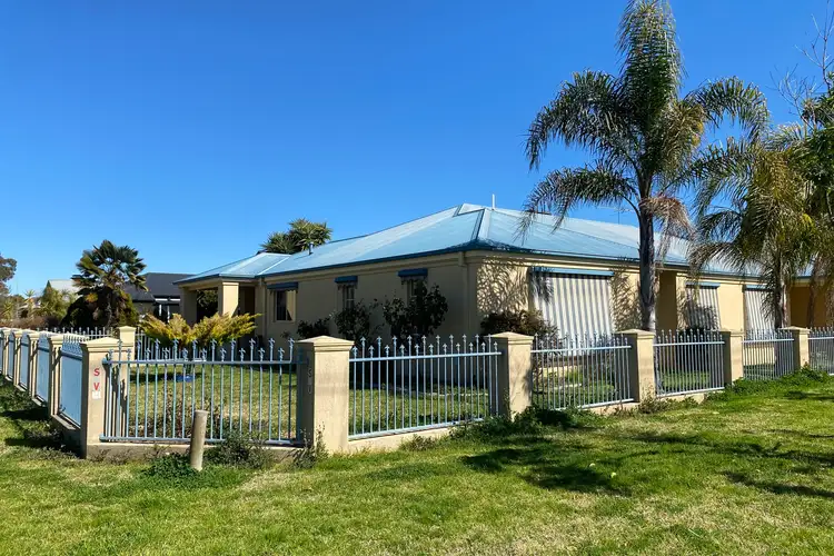 47 Hume Street