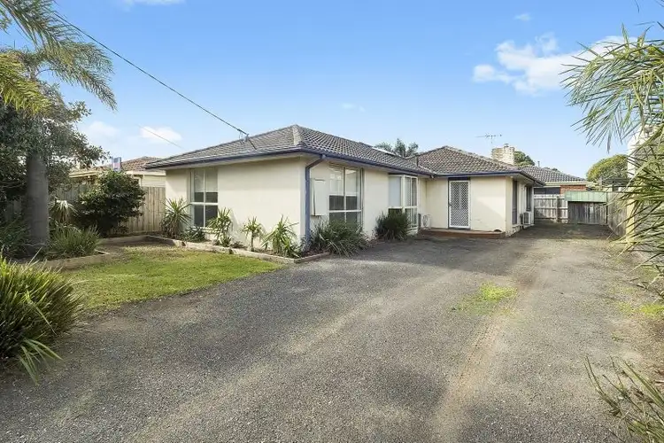 4 Adelaide Street