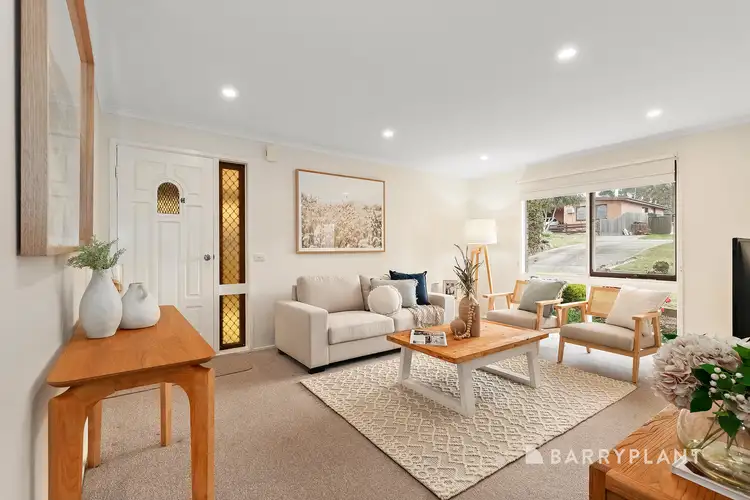 209 Ninth Avenue South, Rosebud VIC 3939