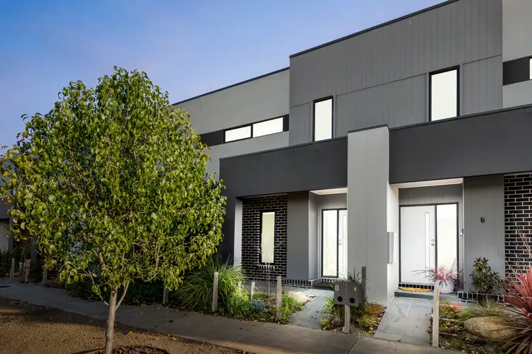 8 Mulberry Street, Armstrong Creek VIC 3217