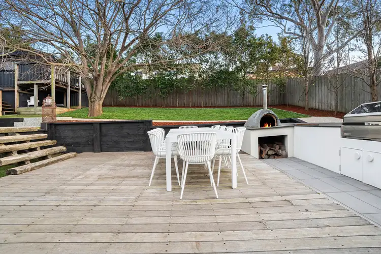 22 Lambhill Crescent, Highton VIC 3216