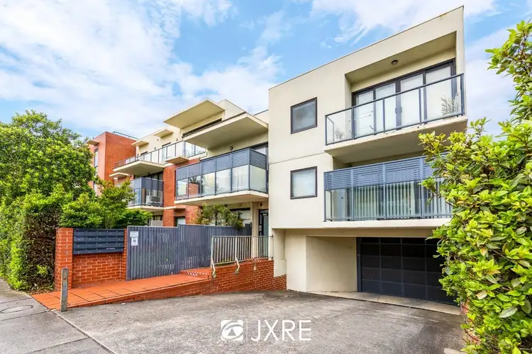 15/28 Burton Avenue, Clayton VIC 3168