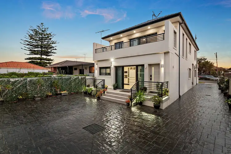 224 West Botany Street