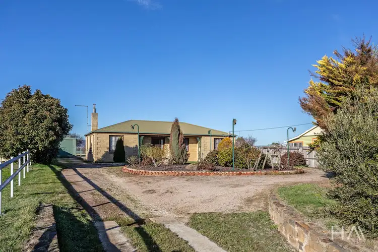 123 High Street, Campbell Town TAS 7210