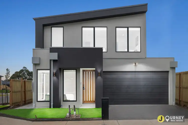 10 Macadamia Street, Mickleham VIC 3064