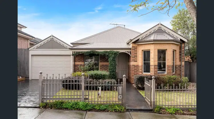 22 Marchmont Rise, Craigieburn VIC 3064