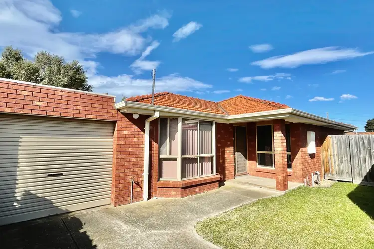 2/12 Delahunty Court, Altona Meadows VIC 3028