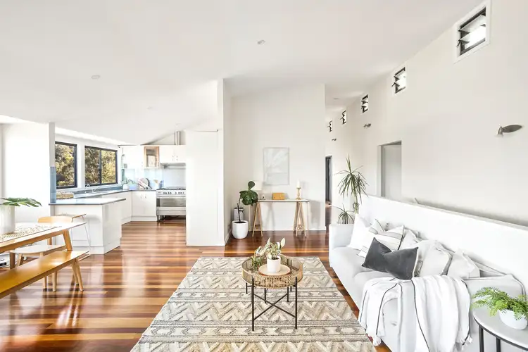 55 River Oak Road, Farmborough Heights NSW 2526
