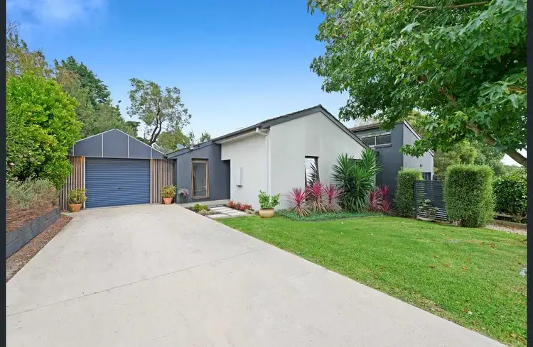 6 Kurrajong Court, Frankston South VIC 3199