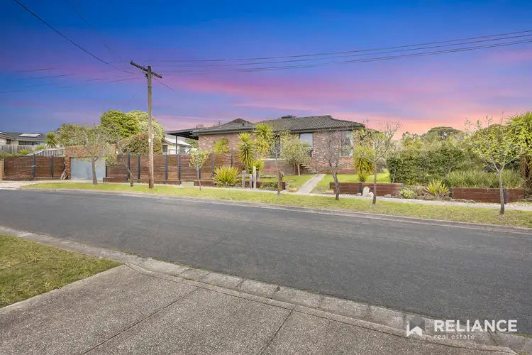 14 Hood Crescent, Sunbury VIC 3429