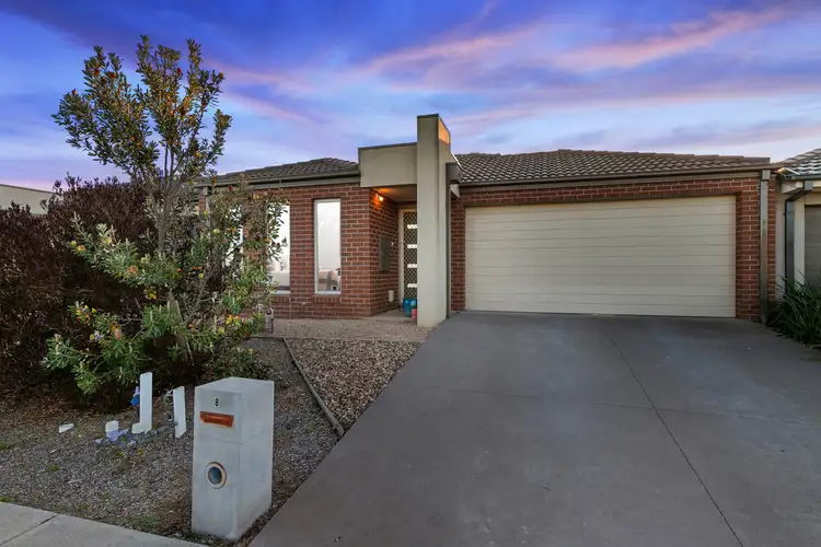 8 Spoonbill Drive, Armstrong Creek VIC 3217