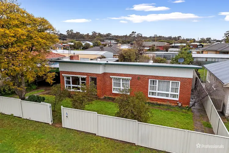 14 Barr Street, Maryborough VIC 3465