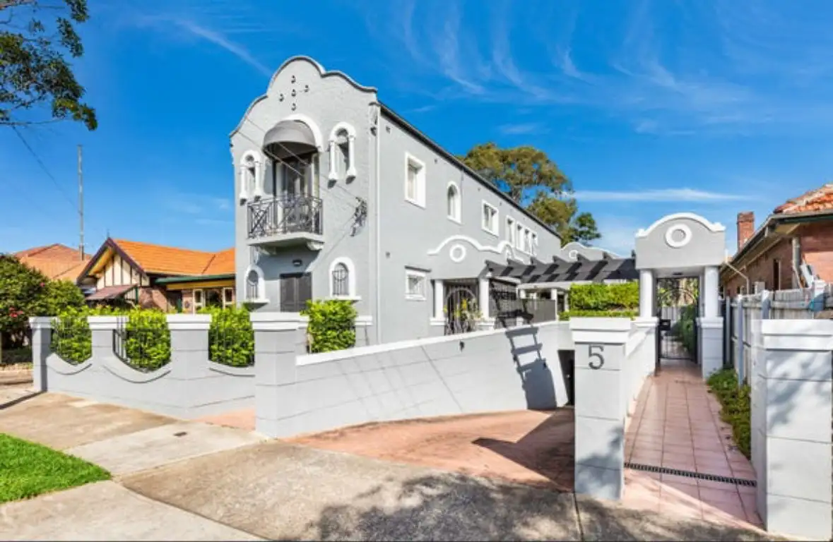 Main view of Homely townhouse listing, 4/5 Campbell Avenue, Lilyfield NSW 2040