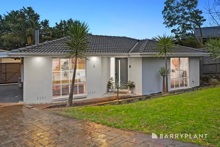5 Rio Court, Ferntree Gully VIC 3156