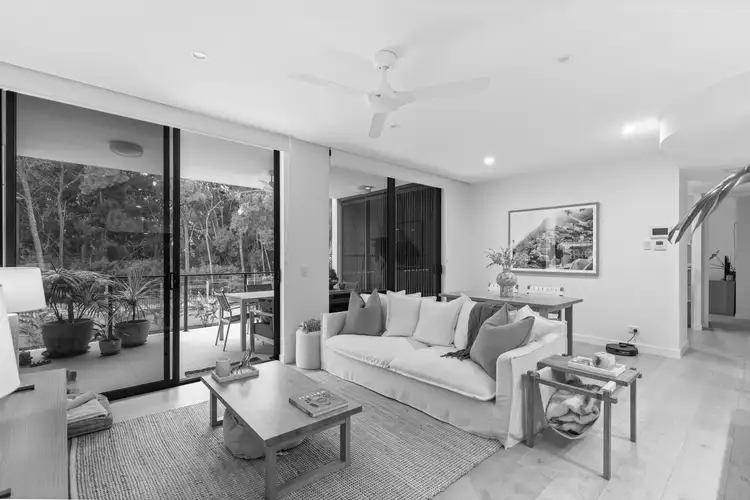 2221/15 Lakeview Rise