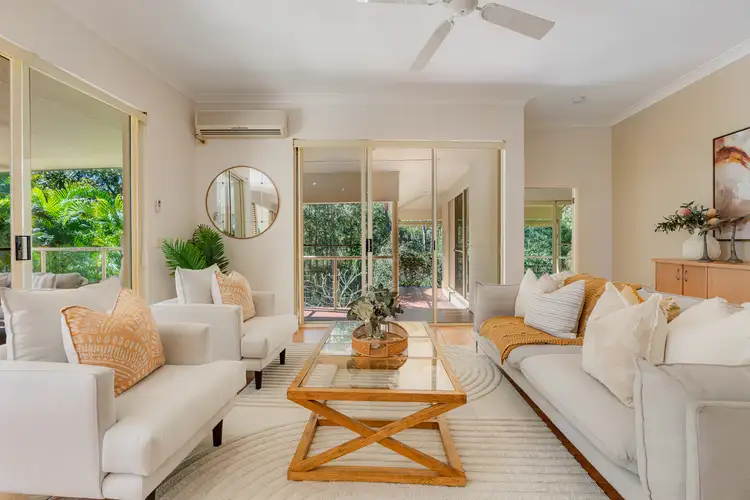 40 Hibertia Avenue, Elanora QLD 4221