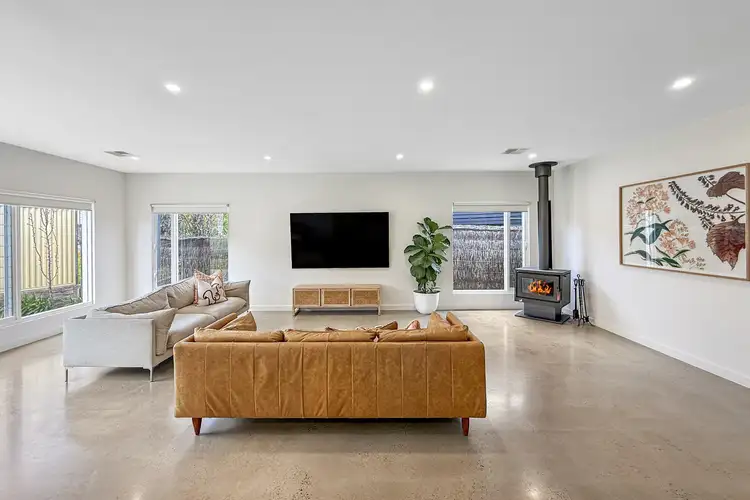 2 Southwater Drive