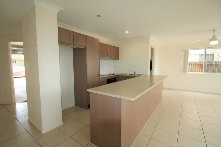 Second view of Homely townhouse listing, 21/6 Sullivan Street, Emerald QLD 4720