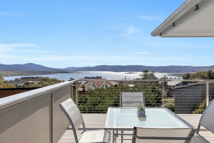 2/121A Gippsland Street, Jindabyne NSW 2627