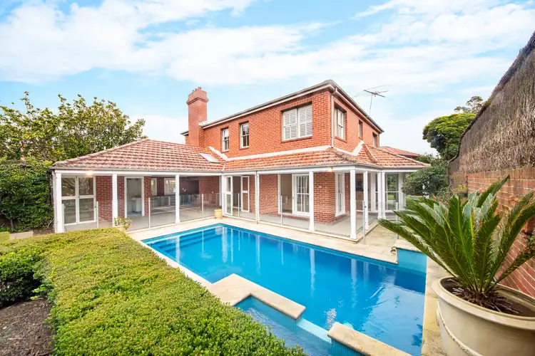 2/85 Raglan Street, Mosman NSW 2088