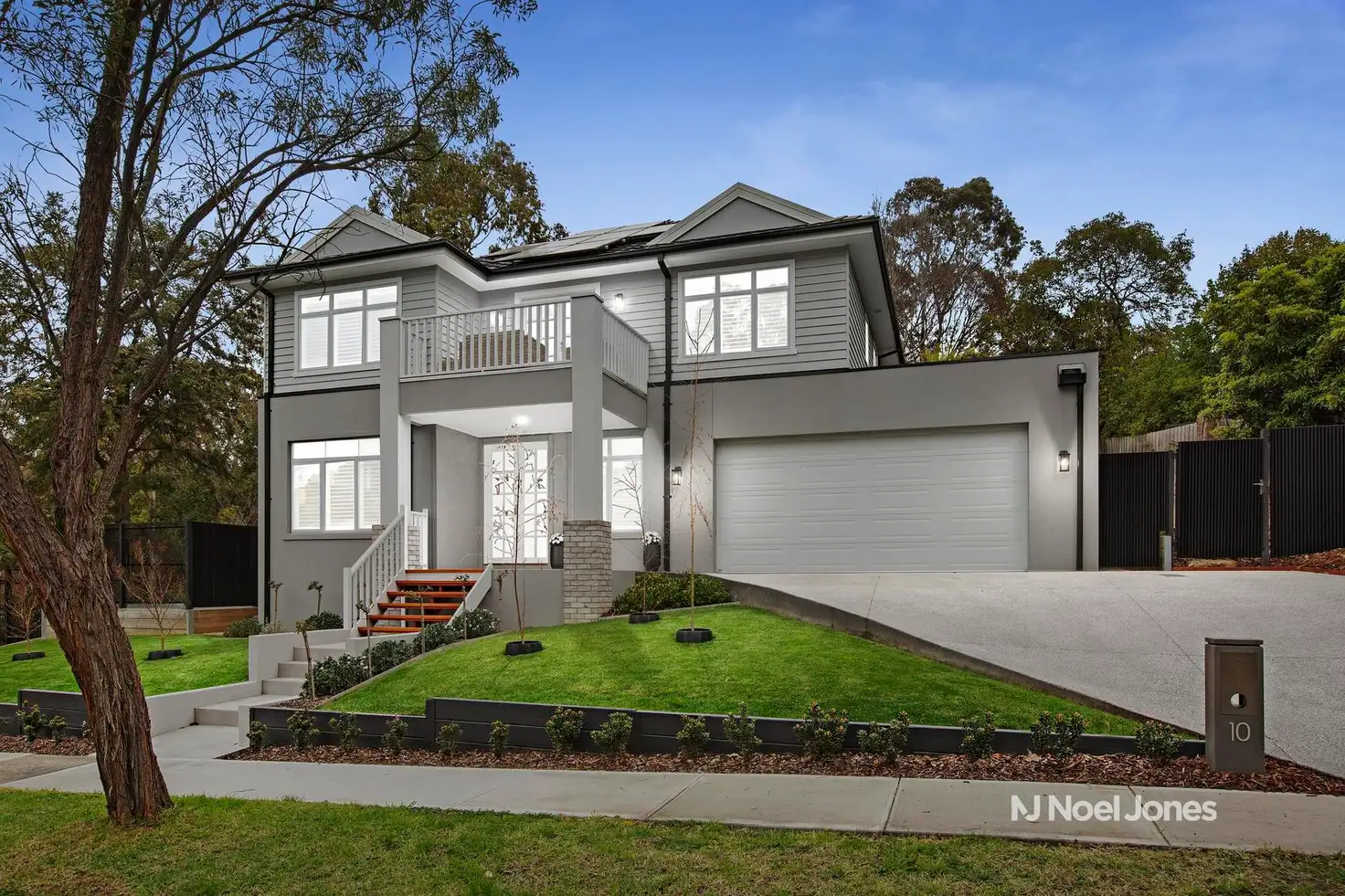 Main view of Homely house listing, 10 Dalmor Ave, Mitcham VIC 3132
