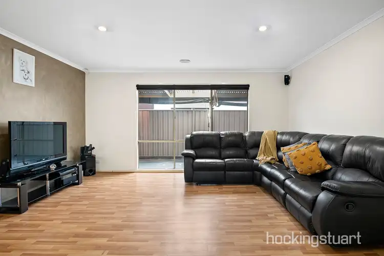 Sixth view of Homely house listing, 1 Avenel Gardens, Craigieburn VIC 3064