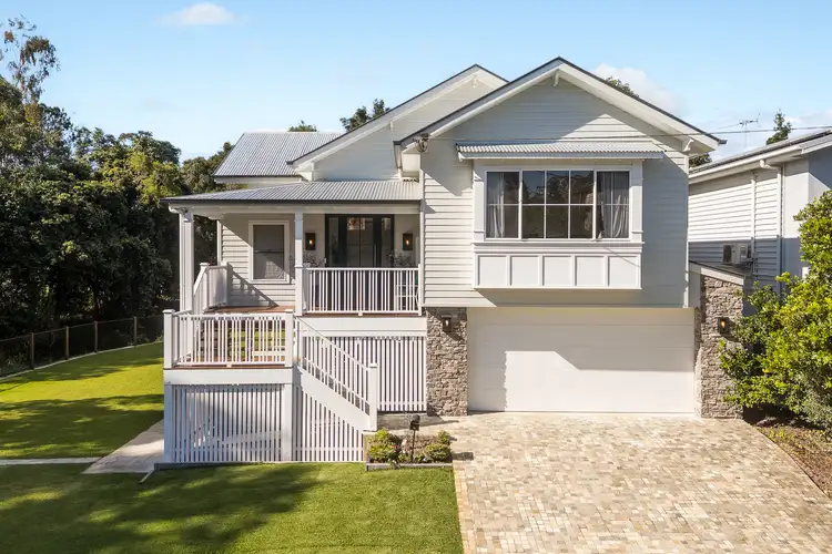 10 Creek Street, Samford Village QLD 4520