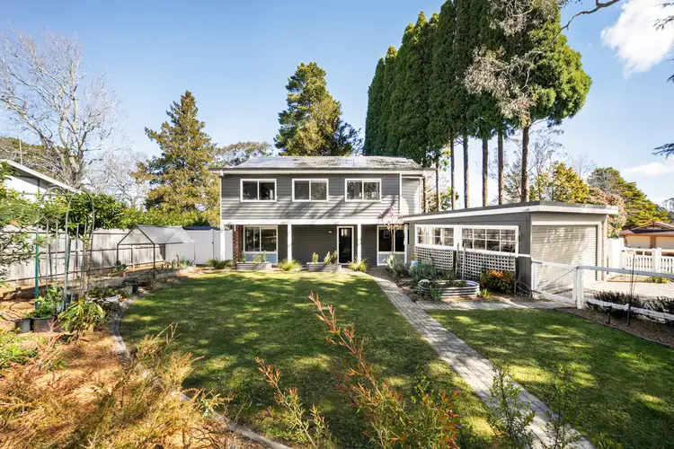 154a Blaxland Road, Wentworth Falls NSW 2782