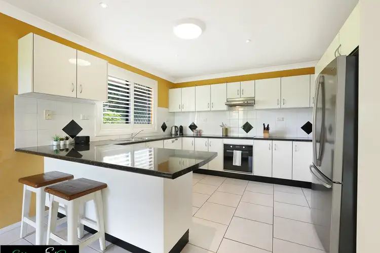 30 Noorinan Street, Kiama NSW 2533