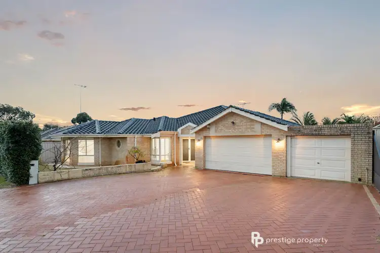 24 Shorebird Parade, Woodvale WA 6026