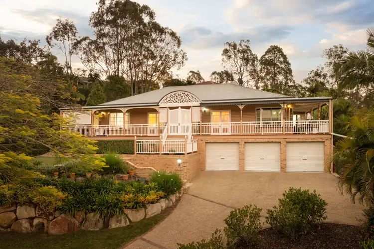 11 Pellatt Close, Kenmore Hills QLD 4069