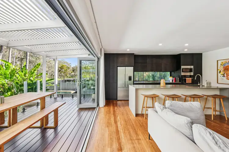 31 Kinarra Street, Ashmore QLD 4214