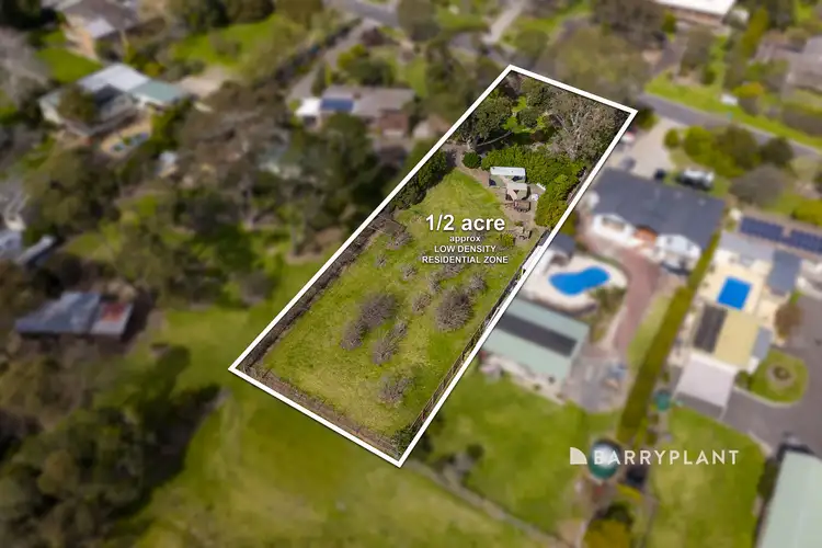 2/92-96 Abeckett Road, Narre Warren North VIC 3804