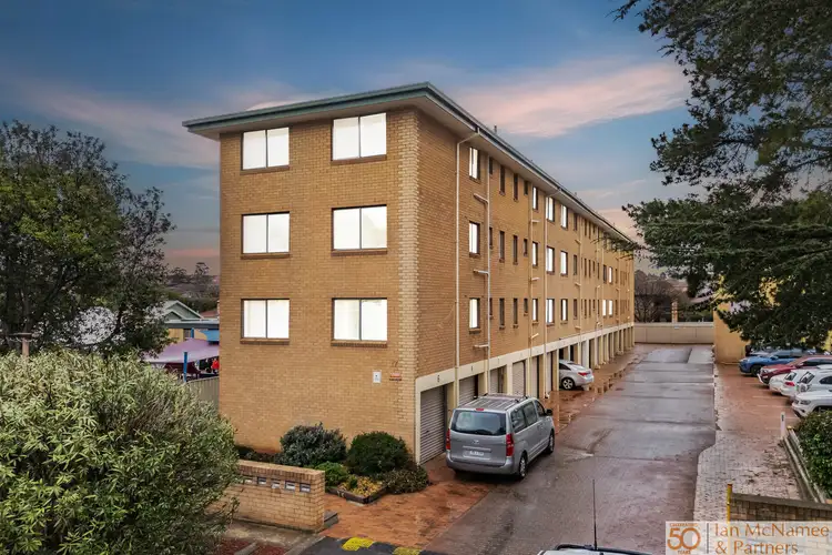 8/17 Campbell Street, Queanbeyan NSW 2620
