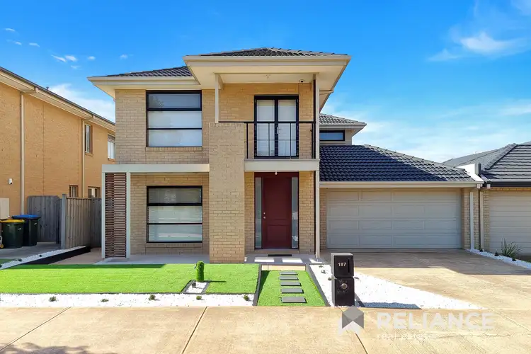 187 Sanctuary Lakes South Boulevard, Sanctuary Lakes VIC 3030