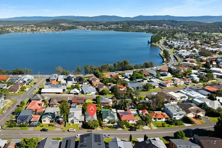 6 Speers Street, Speers Point NSW 2284