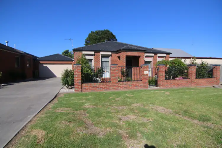 5 Dawson Street, Bairnsdale VIC 3875