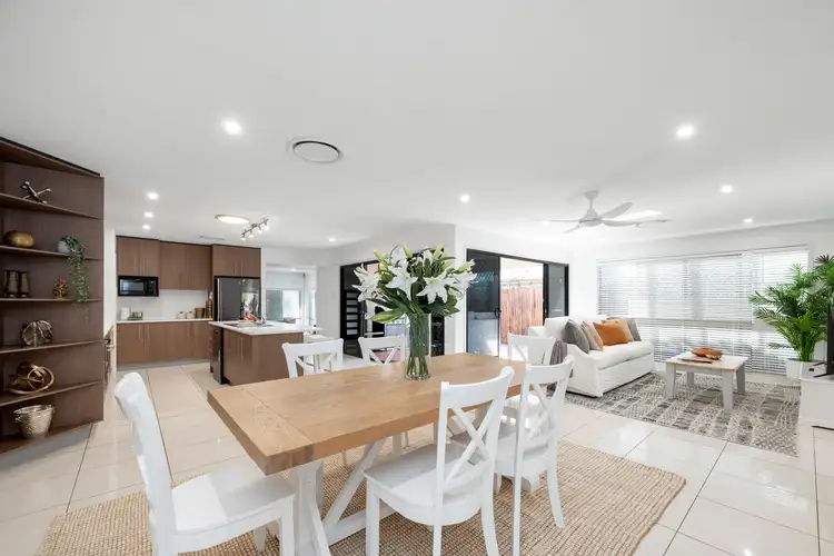 Sixth view of Homely house listing, 8 Lophostemon Place, Seventeen Mile Rocks QLD 4073