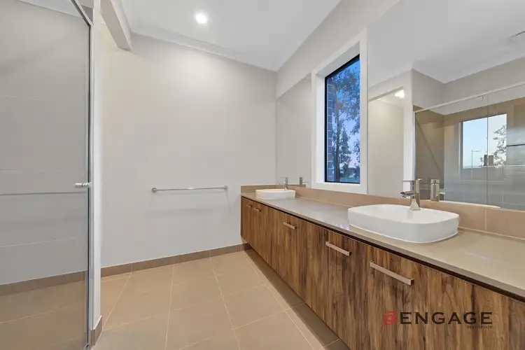 Sixth view of Homely house listing, 33 Londonderry Crescent, Tarneit VIC 3029
