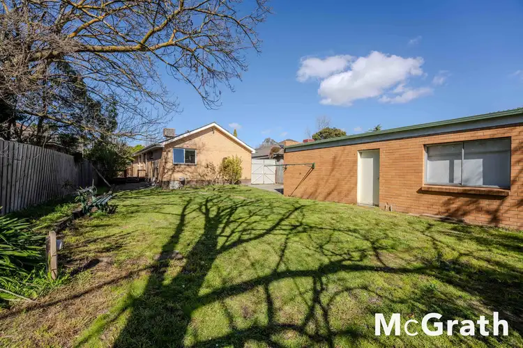 35 Douglas Street, Blackburn North VIC 3130