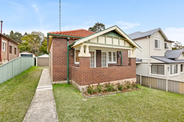 11 Hillcrest Avenue, Bardwell Valley NSW 2207