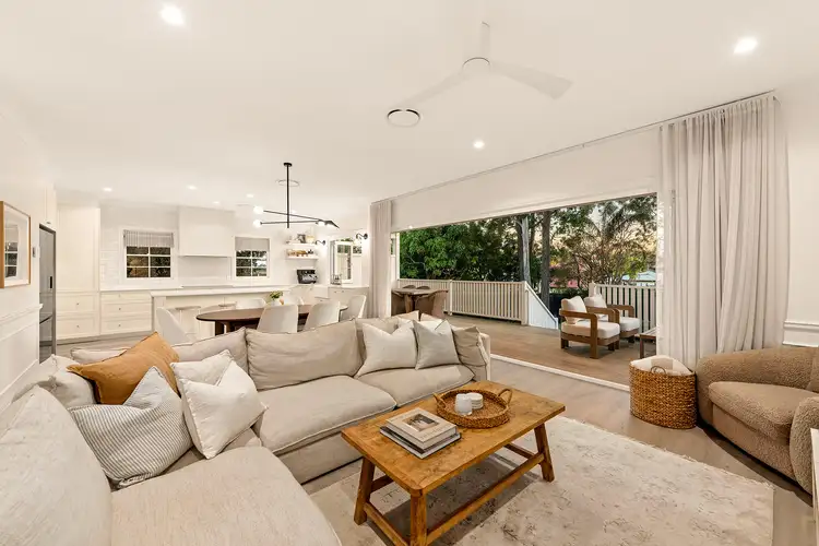 23 Macklin Street, Holland Park QLD 4121