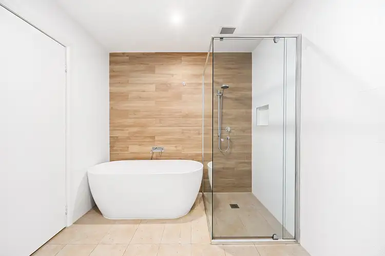 Fifth view of Homely house listing, 1/4 Springwood Lane, Springwood NSW 2777