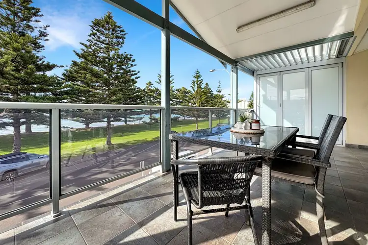2/100 Tasman Terrace, Port Lincoln SA 5606